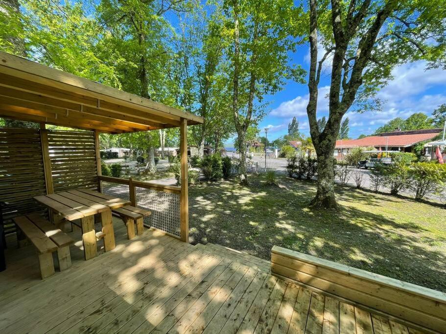 Vue Sur Le Lac, Cadre Verdoyant, Camping 4 Etoiles Aureilhan  Bagian luar foto